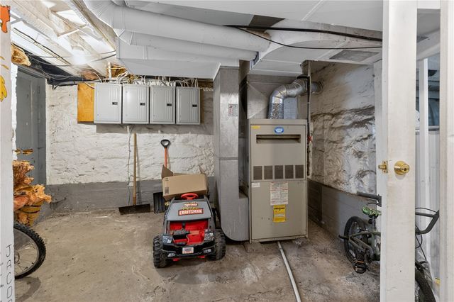 1710 High St, Spring Garden, PA 15212
