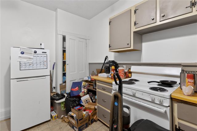 1710 High St, Spring Garden, PA 15212