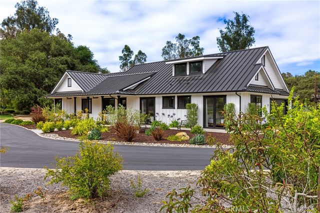 535 Stanton Street, Arroyo Grande, CA 93420