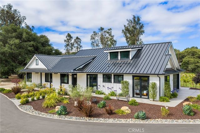 535 Stanton Street, Arroyo Grande, CA 93420