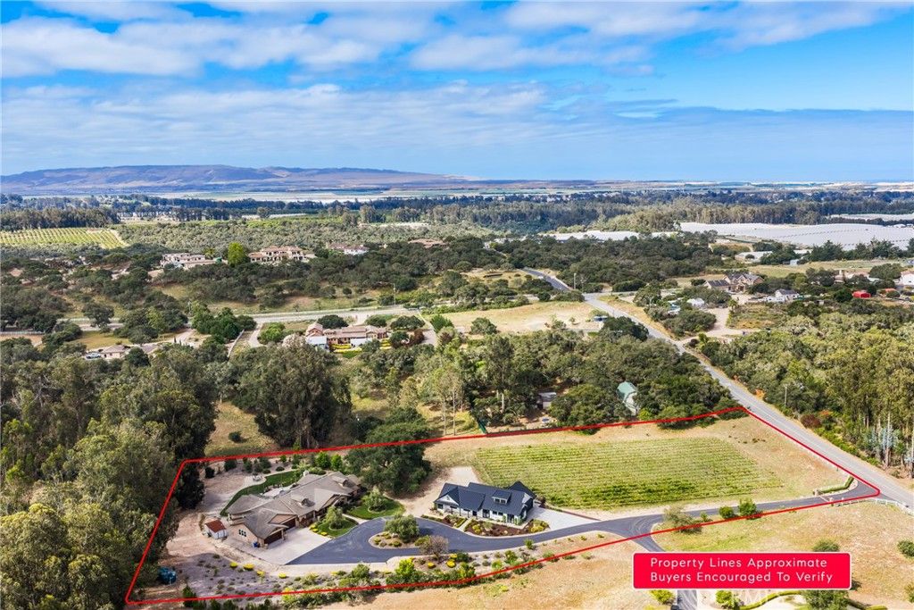 535 Stanton Street, Arroyo Grande, CA 93420