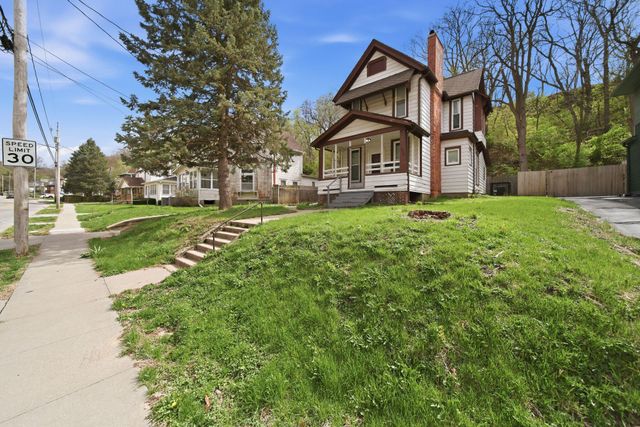 352 LINCOLN Avenue, Council Bluffs, IA 51503