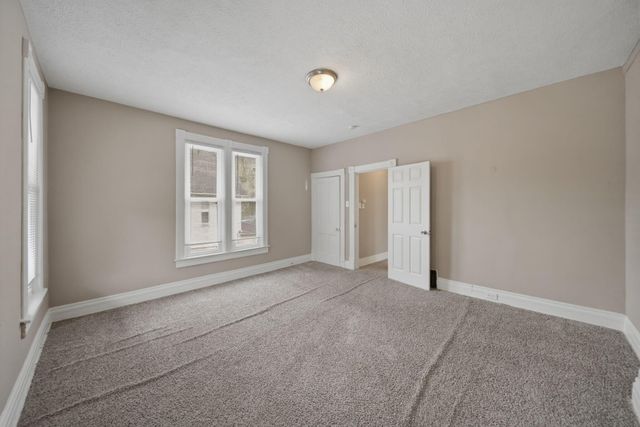 352 LINCOLN Avenue, Council Bluffs, IA 51503