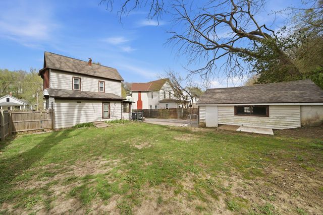 352 LINCOLN Avenue, Council Bluffs, IA 51503