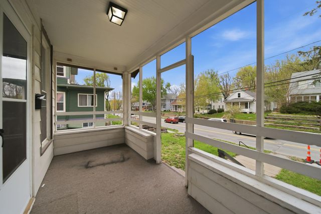 352 LINCOLN Avenue, Council Bluffs, IA 51503