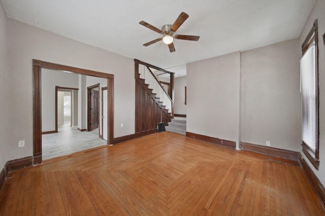 352 LINCOLN Avenue, Council Bluffs, IA 51503