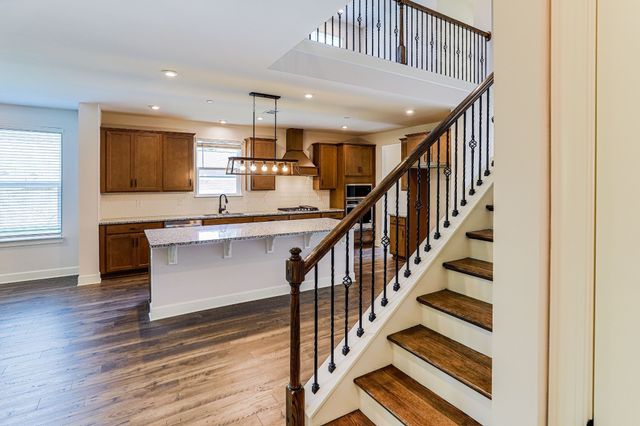 5032 Ozment Dr, Nolensville, TN 37135