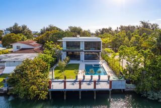930 S Shore Drive, Miami Beach, FL 33141