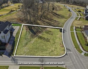 7100 Lanceleaf Dr, College Grove, TN 37046