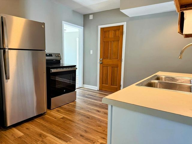 250 Pine St 3, Gardner, MA 01440