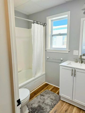 250 Pine St 3, Gardner, MA 01440