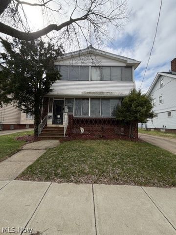 16206 Grovewood Avenue, Cleveland, OH 44110