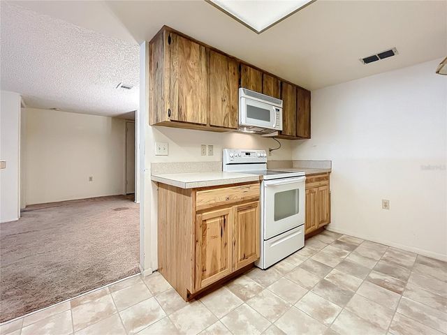 2587 COUNTRYSIDE BOULEVARD 6111, Clearwater, FL 33761