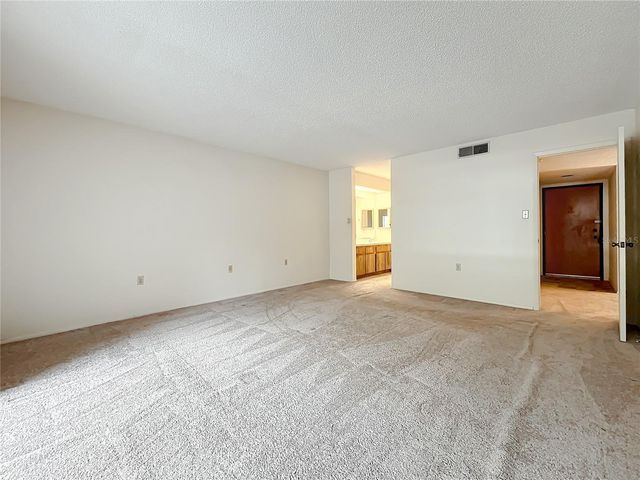 2587 COUNTRYSIDE BOULEVARD 6111, Clearwater, FL 33761