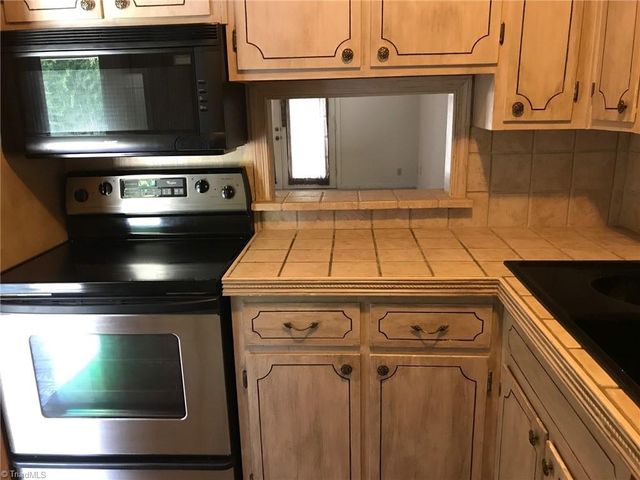 502 Carolyn Court B-8, Eden, NC 27288