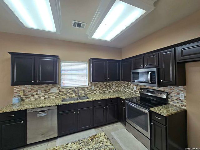 125 Phantom, Cibolo, TX 78108