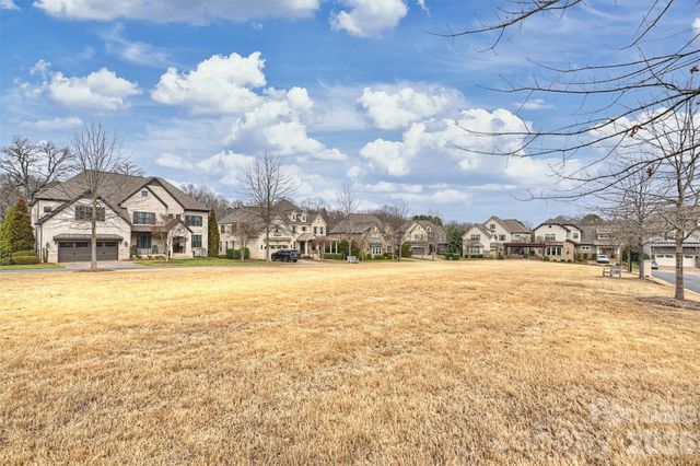 2244 Rock Creek Drive, Charlotte, NC 28226