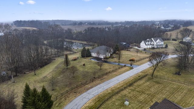 9530 Ward Road, Plain City, OH 43064