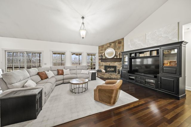 9530 Ward Road, Plain City, OH 43064