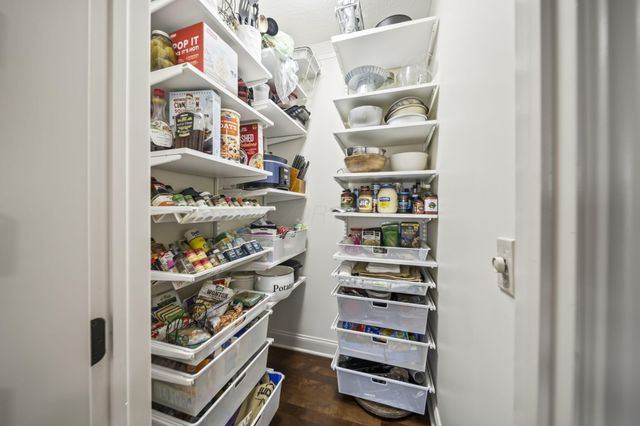 9530 Ward Road, Plain City, OH 43064