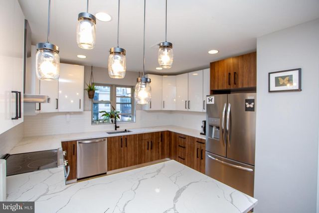 1815 INGERSOLL ST, Philadelphia, PA 19121