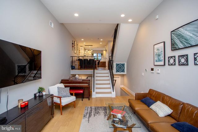 1815 INGERSOLL ST, Philadelphia, PA 19121