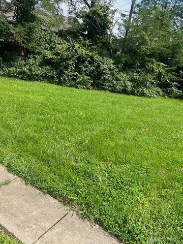 147 Laura Avenue, Dayton, OH 45405