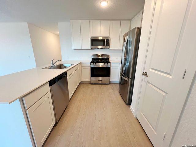 10514 Bluegill Way, San Antonio, TX 78224