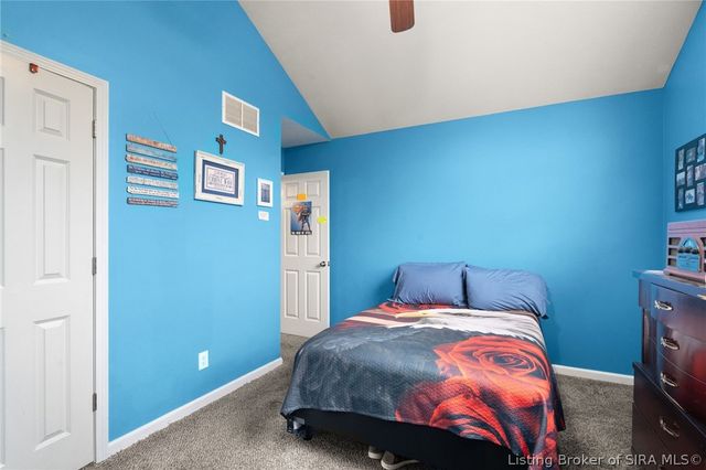 6022 Pine View Court, Jeffersonville, IN 47130