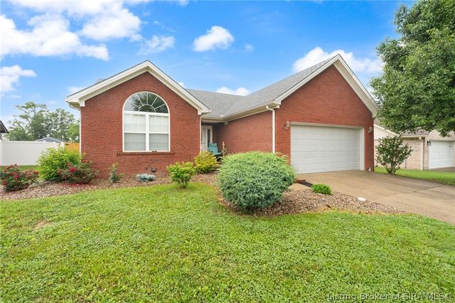 6022 Pine View Court, Jeffersonville, IN 47130