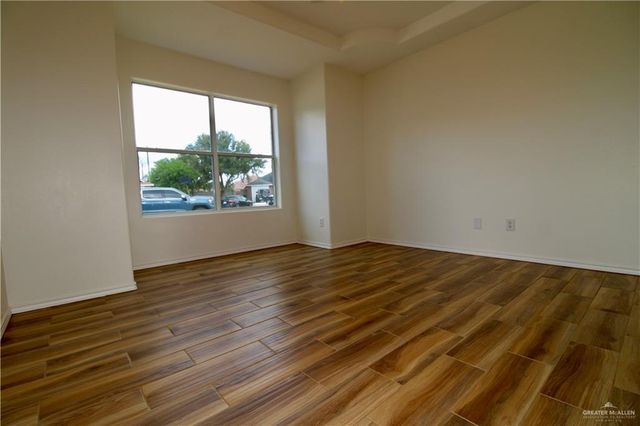 2217 Linsay Avenue, Weslaco, TX 78596