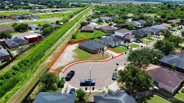 2217 Linsay Avenue, Weslaco, TX 78596