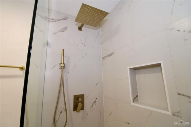 2217 Linsay Avenue, Weslaco, TX 78596