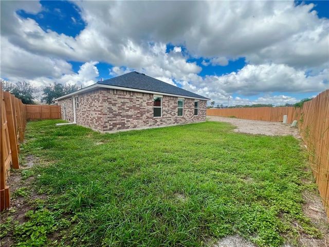 2217 Linsay Avenue, Weslaco, TX 78596