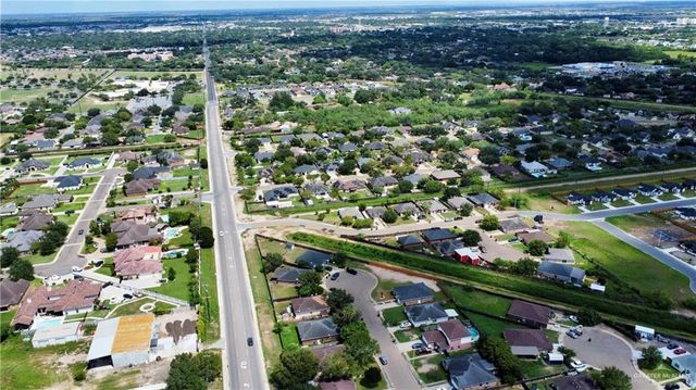 2217 Linsay Avenue, Weslaco, TX 78596