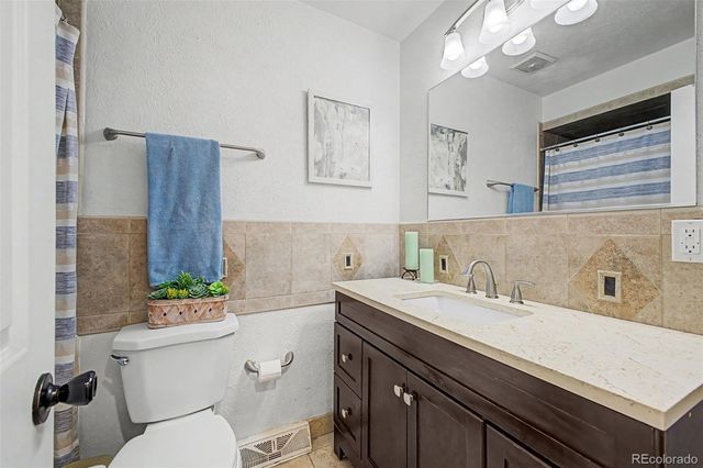 11553 W 31st Place, Lakewood, CO 80215