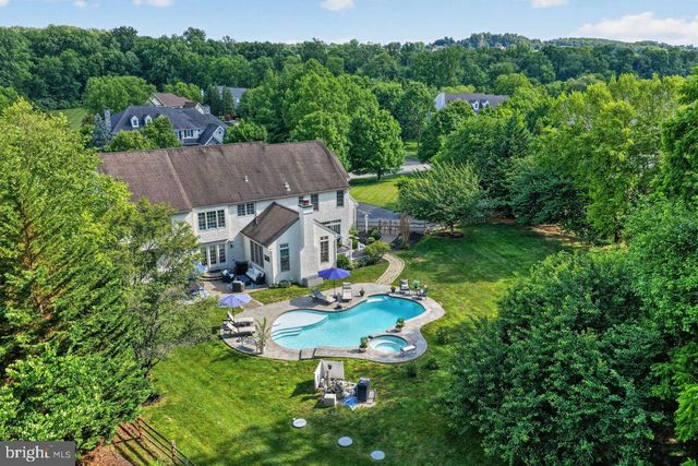 1704 CHANTILLY LN, Chester Springs, PA 19425