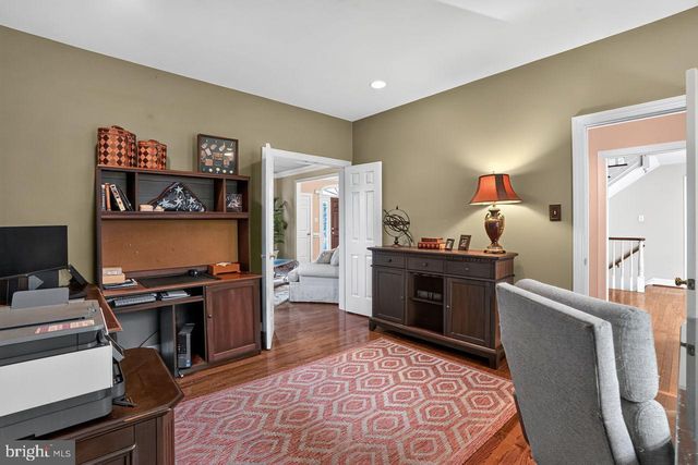 1704 CHANTILLY LN, Chester Springs, PA 19425