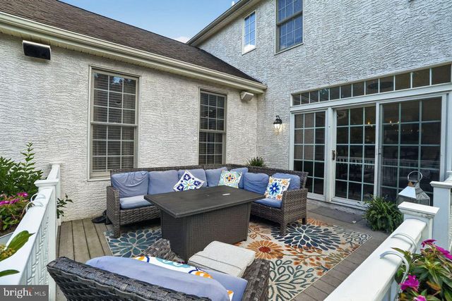 1704 CHANTILLY LN, Chester Springs, PA 19425