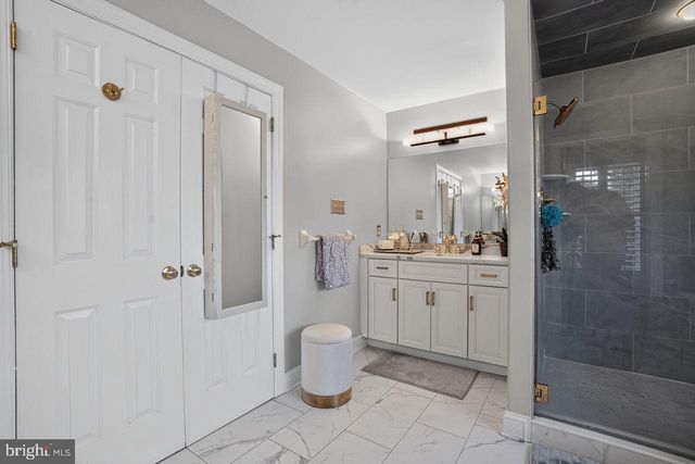 1704 CHANTILLY LN, Chester Springs, PA 19425