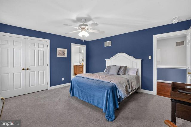 1704 CHANTILLY LN, Chester Springs, PA 19425