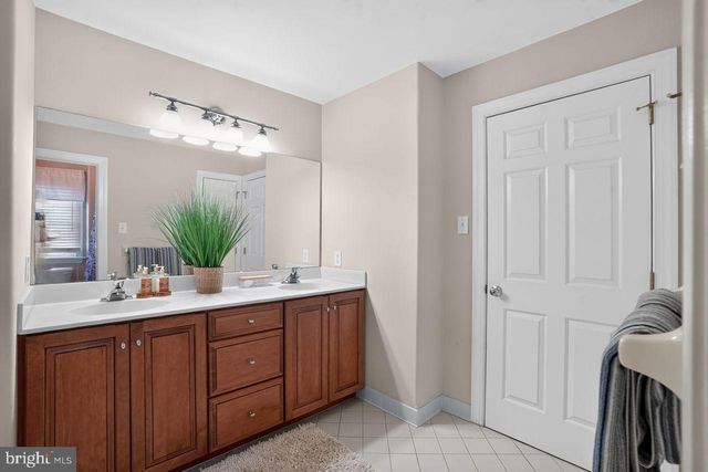 1704 CHANTILLY LN, Chester Springs, PA 19425