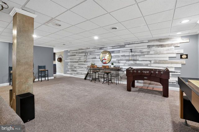 1704 CHANTILLY LN, Chester Springs, PA 19425
