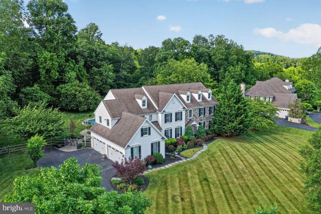 1704 CHANTILLY LN, Chester Springs, PA 19425