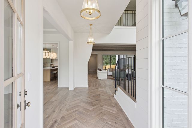 105 Keyway Dr, Nashville, TN 37205