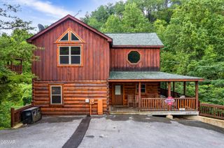 1924 Bear Creek Falls Way Way, Sevierville, TN 37876