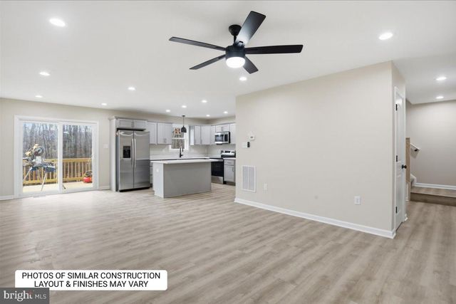 813 CROW DR, Winchester, VA 22602