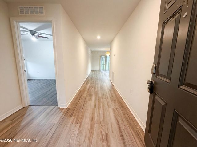 171 RIVER RIDGE Place, Welaka, FL 32193