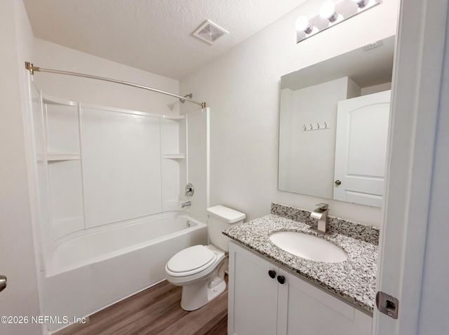 171 RIVER RIDGE Place, Welaka, FL 32193