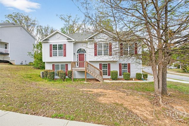 1301 Dianne Way, Winder, GA 30680